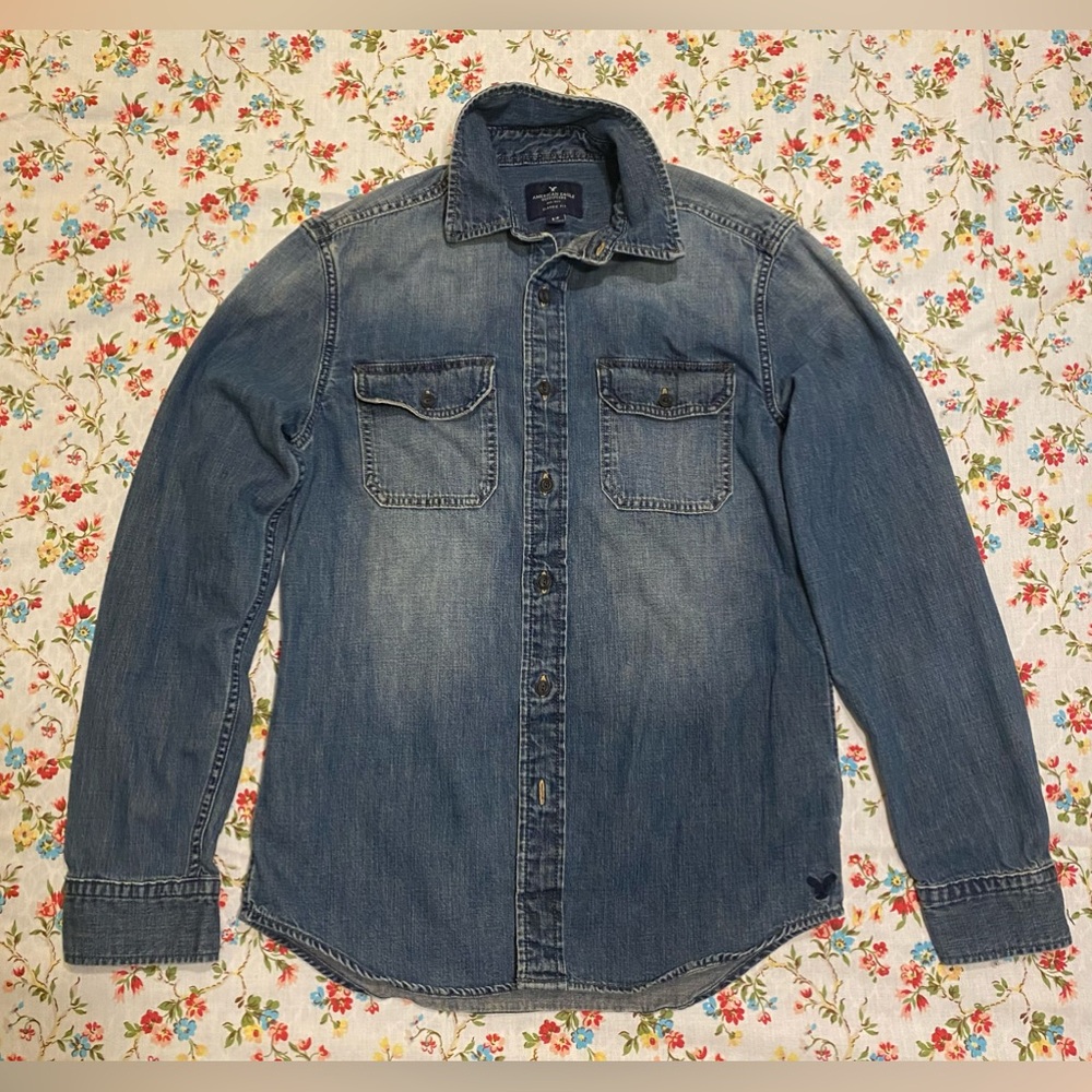 American Eagle denim shirt S